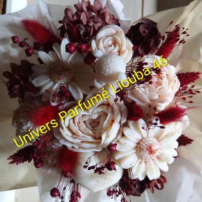 Bouquet de Cire Crème & Bordeaux